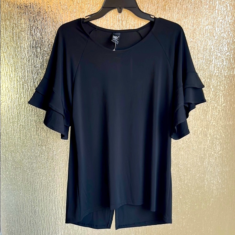 Small-Medium Black Ruffled Sleeve Top